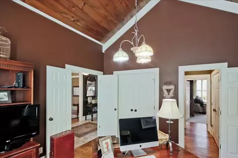 Entry Way - 175 Fairview Ct, Jasper, GA 30143 photo 4 of 4