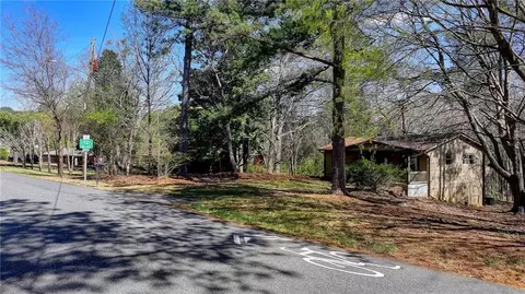 768 Scales Rd, Suwanee, GA 30024