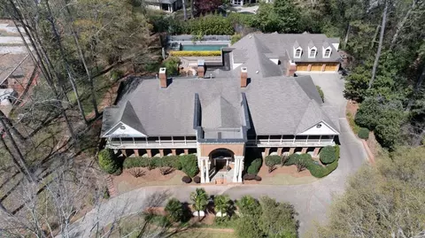 631 Fairfield Rd NW, Atlanta, GA 30327