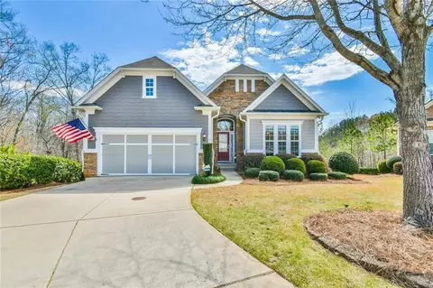 6586 Grove Park Dr, Hoschton, GA 30548