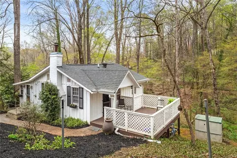 106 Maple St, Roswell, GA 30075