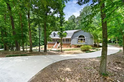 4720 Timberland Dr SW, Mableton, GA 30126