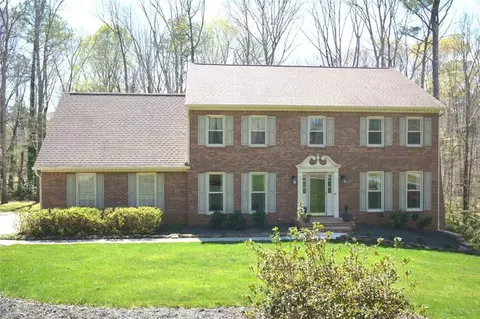 1457 Red Fox Run SW, Lilburn, GA 30047