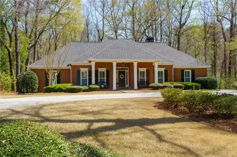 300 Chase Ln, Marietta, GA 30068