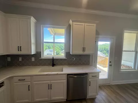 Kitchen - 3793 Cheyenne Ln, Jefferson, GA 30549 photo 4 of 4