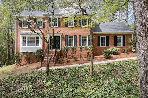 2115 Hawthorne Pt, Marietta, GA 30062
