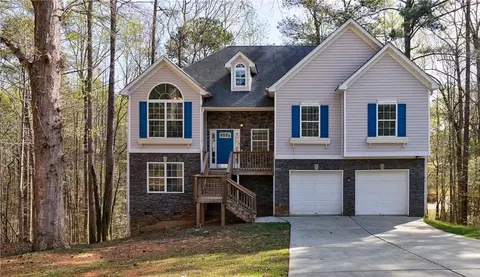 6490 Lake Esther Dr, Fairburn, GA 30213