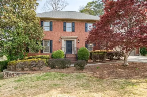 635 Holyrood Way, Alpharetta, GA 30022