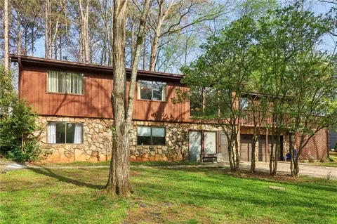 3100 Meadow Dr, Marietta, GA 30062