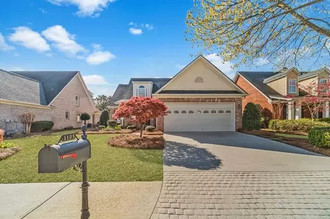 1105 Windsor Place Cir, Grayson, GA 30017