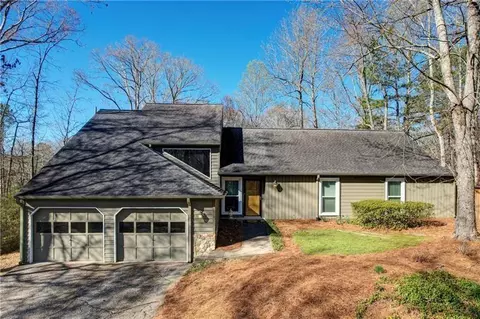 2249 Chimney Springs Dr, Marietta, GA 30062