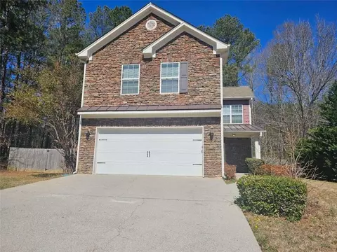 100 Iverson Pl, Temple, GA 30179