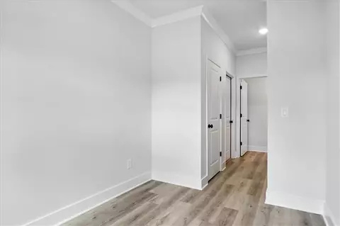 Entry Way - 262 Blake Ln, Winder, GA 30680 photo 4 of 5