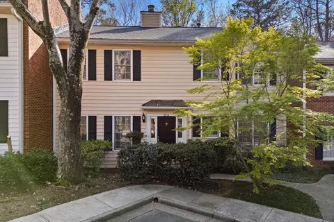 2214 Bohler Rd, Atlanta, GA 30327