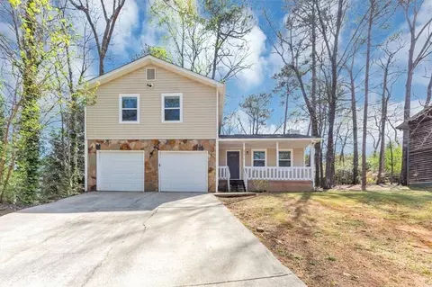 5307 Mountain Village Ct, Stone Mountain, GA 30083