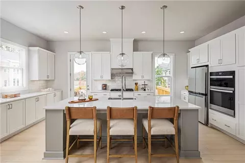 2421 Red Maple Xing SE #126, Smyrna, GA 30080