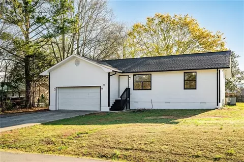 70 Torino Dr, Chatsworth, GA 30705