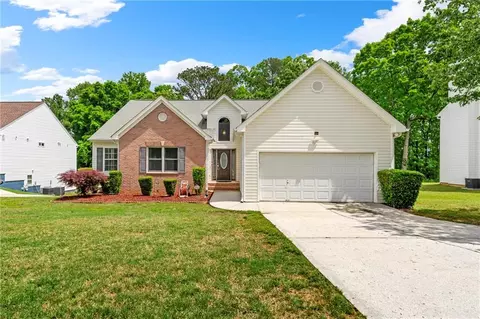1395 Brisbane Dr, Dacula, GA 30019