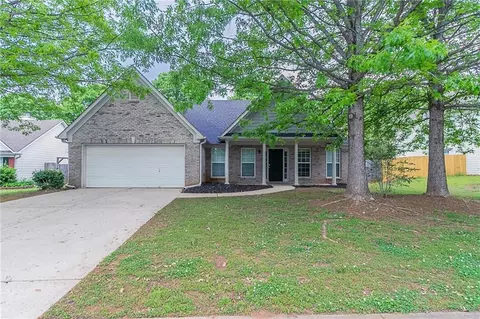 223 Gilliam Ct, Locust Grove, GA 30248