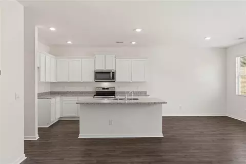 Kitchen - 12100 Conrad Cir, Hampton, GA 30228 photo 3 of 3