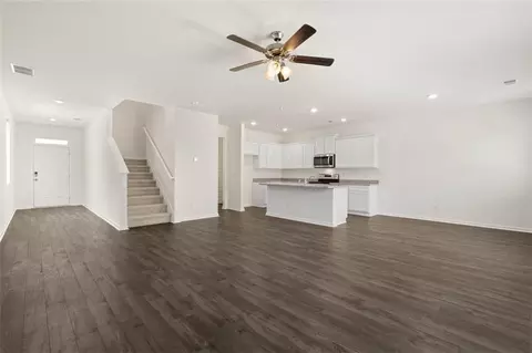 Living - 12100 Conrad Cir, Hampton, GA 30228 photo 3 of 5