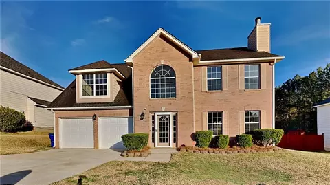 6808 Foxfire Pl, College Park, GA 30349