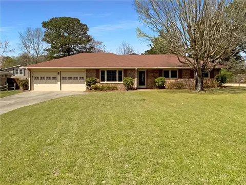 202 Brown Acres Rd, Griffin, GA 30224