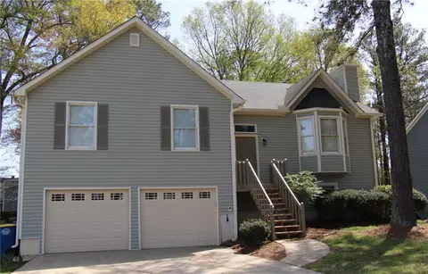 2562 Kennesaw Springs Ct NW, Kennesaw, GA 30144