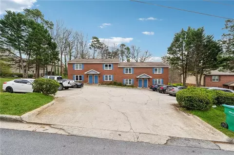 3090 Spruce Cir, Snellville, GA 30078