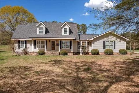 300 Smith Ave, Bowdon, GA 30108