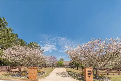 8906 E Carroll Rd, Winston, GA 30187 photo 5