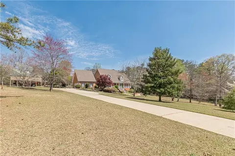 8906 E Carroll Rd, Winston, GA 30187 photo 6