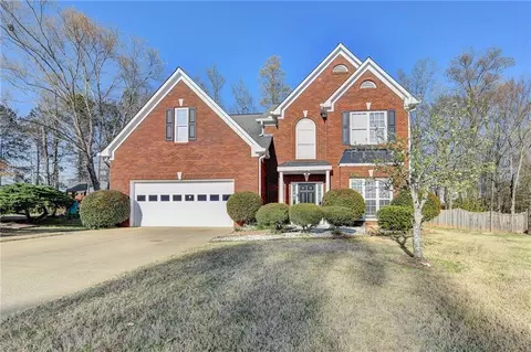 1824 Kristen Ct, Suwanee, GA 30024