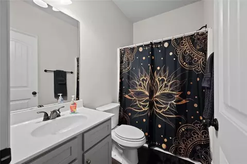 Bath - 3048 Level Grove Ln, Dacula, GA 30019 photo 5 of 5