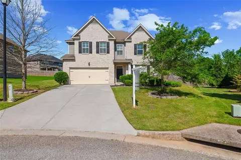 Exterior - 3048 Level Grove Ln, Dacula, GA 30019 photo 2 of 9