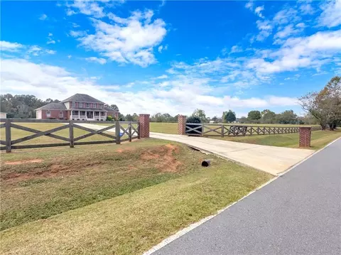 1307 Mccollum Rd, Barnesville, GA 30204