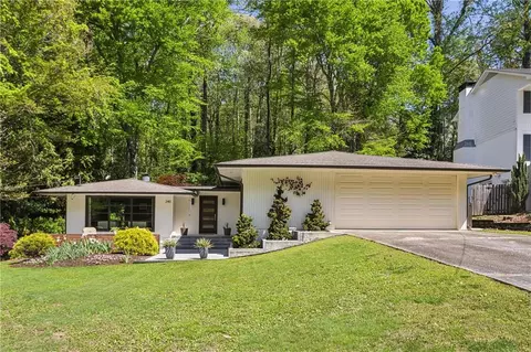 240 W Spalding Dr, Sandy Springs, GA 30328