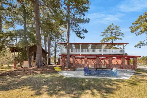 Exterior - 265 Lakeridge Ct, Covington, GA 30016 photo 7 of 10