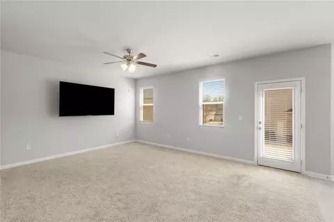 Living - 265 Lakeridge Ct, Covington, GA 30016 photo 3 of 4