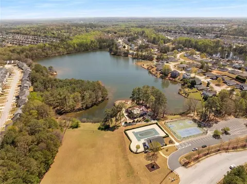 View/Area - 265 Lakeridge Ct, Covington, GA 30016 photo 4 of 6
