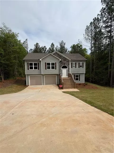95 Kendall Ln, Covington, GA 30014