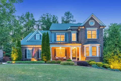 1438 Kings Park Dr NW, Kennesaw, GA 30152