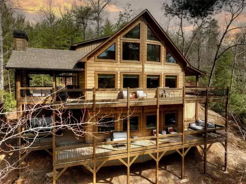 857 Harrison Ada Rd, Blue Ridge, GA 30513