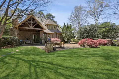 710 E Northway Ln, Atlanta, GA 30342
