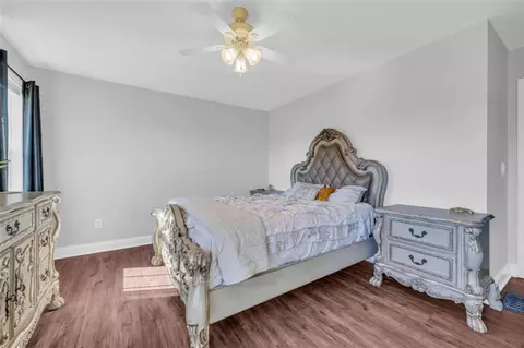 Bedroom - 276 Arbor Gate Dr, Cornelia, GA 30531 photo 6 of 7
