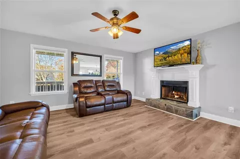 Living - 276 Arbor Gate Dr, Cornelia, GA 30531 photo 2 of 2
