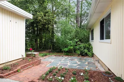 Exterior - 3185 Laventure Dr, Chamblee, GA 30341 photo 5 of 5