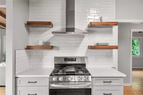 Kitchen - 3185 Laventure Dr, Chamblee, GA 30341 photo 3 of 5