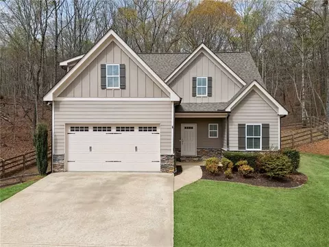 104 Glen Pine Tr, Dawsonville, GA 30534