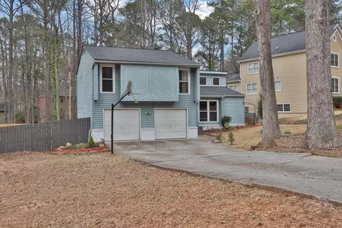 670 Westbrook Pl, Lawrenceville, GA 30044